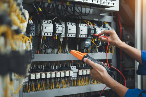 Best Licensed Electrician  in South Bend, WA